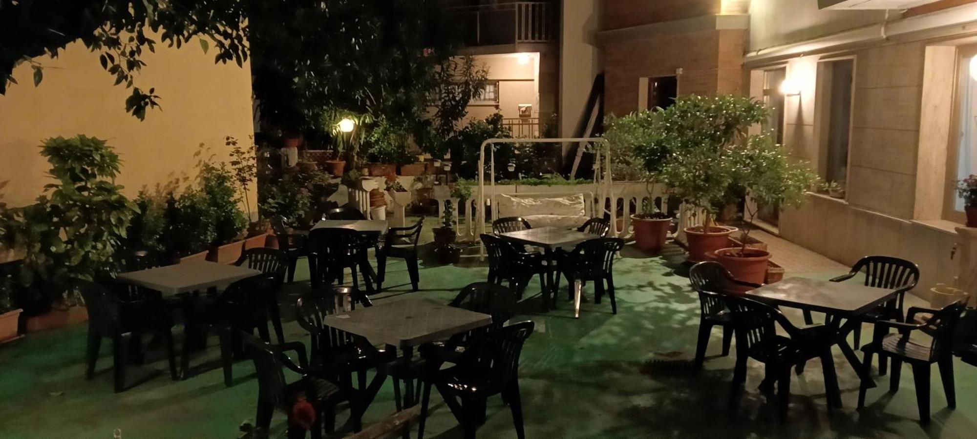 Piccolo Hotel Holiday Center Finale Ligure Dış mekan fotoğraf