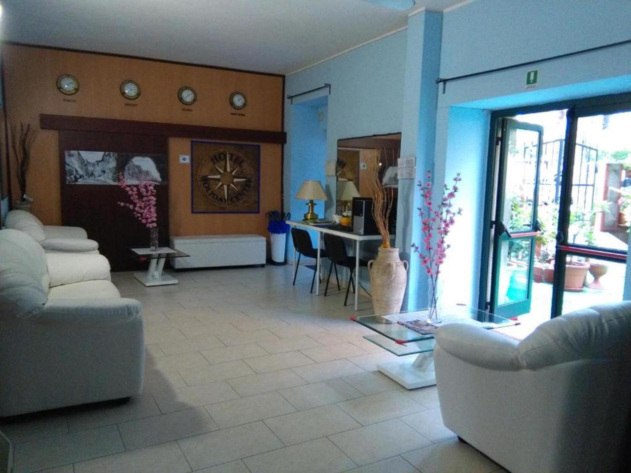 Piccolo Hotel Holiday Center Finale Ligure Dış mekan fotoğraf