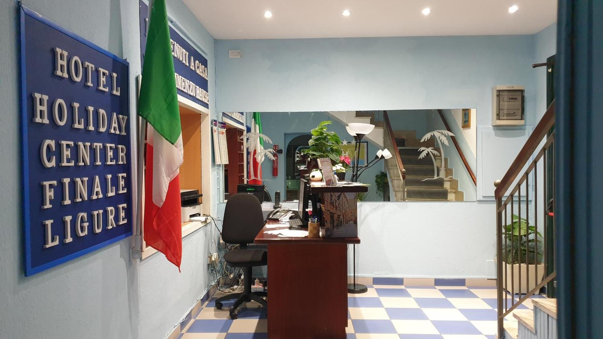 Piccolo Hotel Holiday Center Finale Ligure Dış mekan fotoğraf
