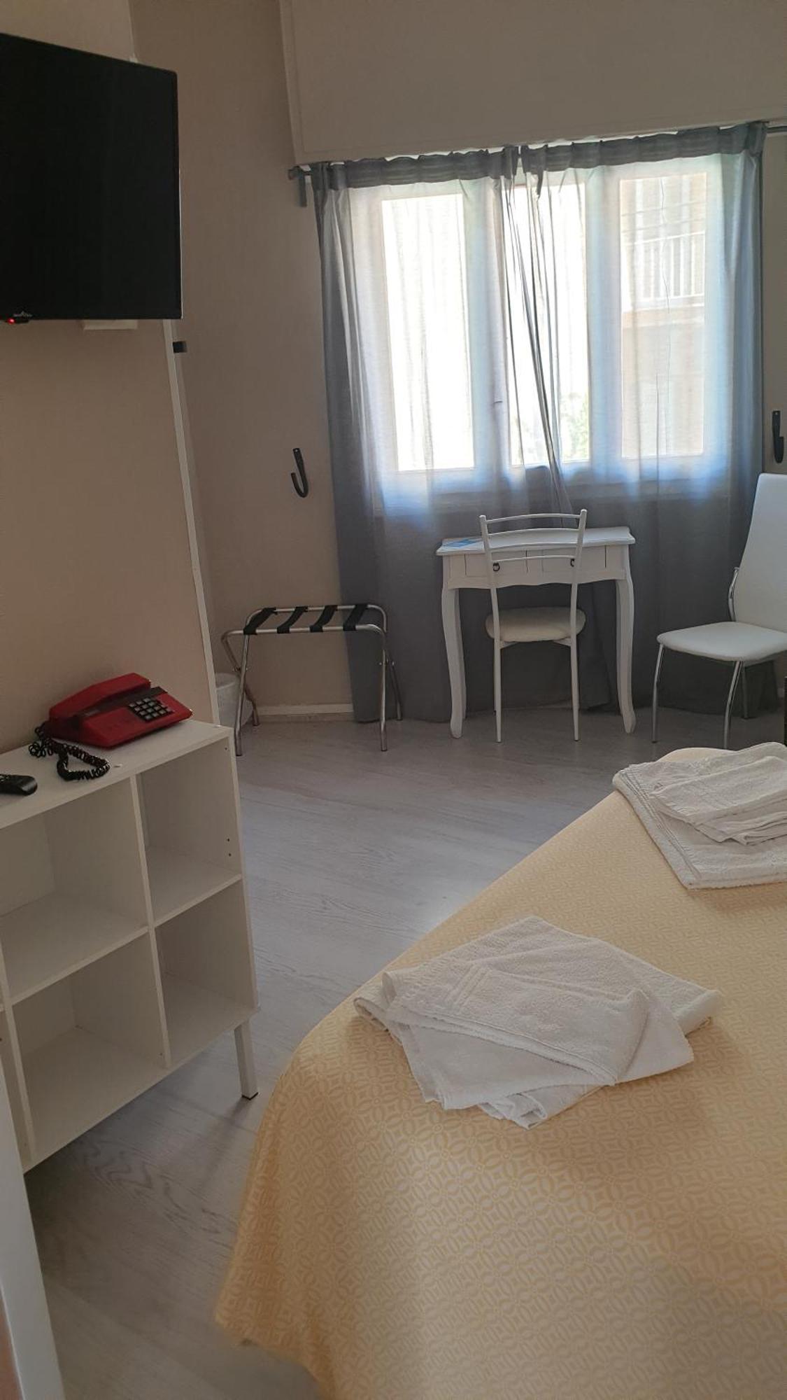 Piccolo Hotel Holiday Center Finale Ligure Dış mekan fotoğraf